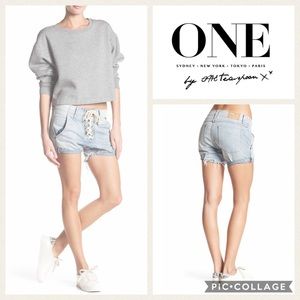 🕊One Teaspoon Superfreaks Shorts {Ivory} 24